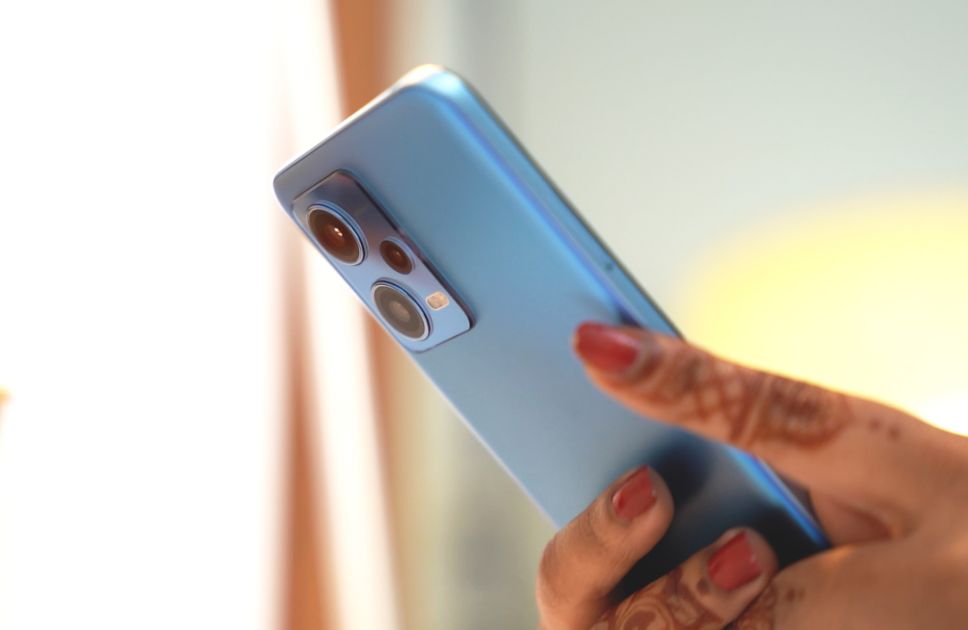 Xiaomi Redmi Note 12 Design & Build