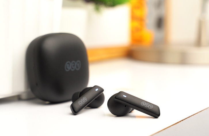 QCY HT05 Review: Great Sound At a Budget Price