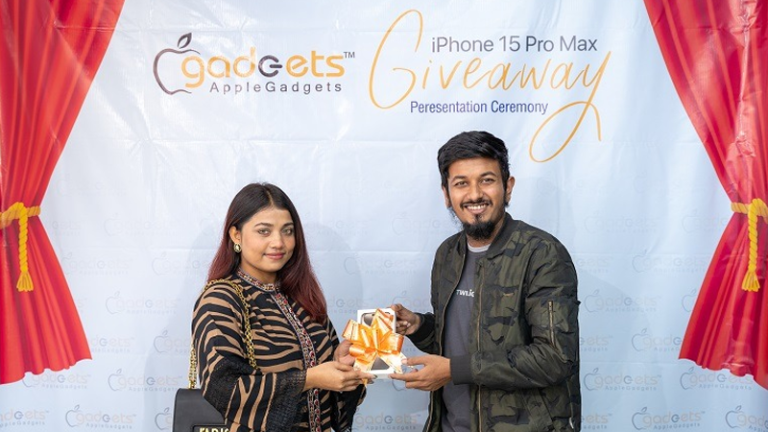 Apple Gadgets iPhone 15 Pro Max Giveaway: A Grand Celebration of Tech Enthusiasm