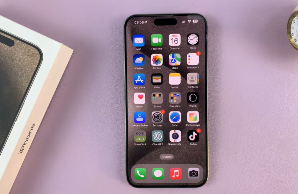 How To Hide Silent Bell Icon On iPhone 15 Pro: It’s So Simple